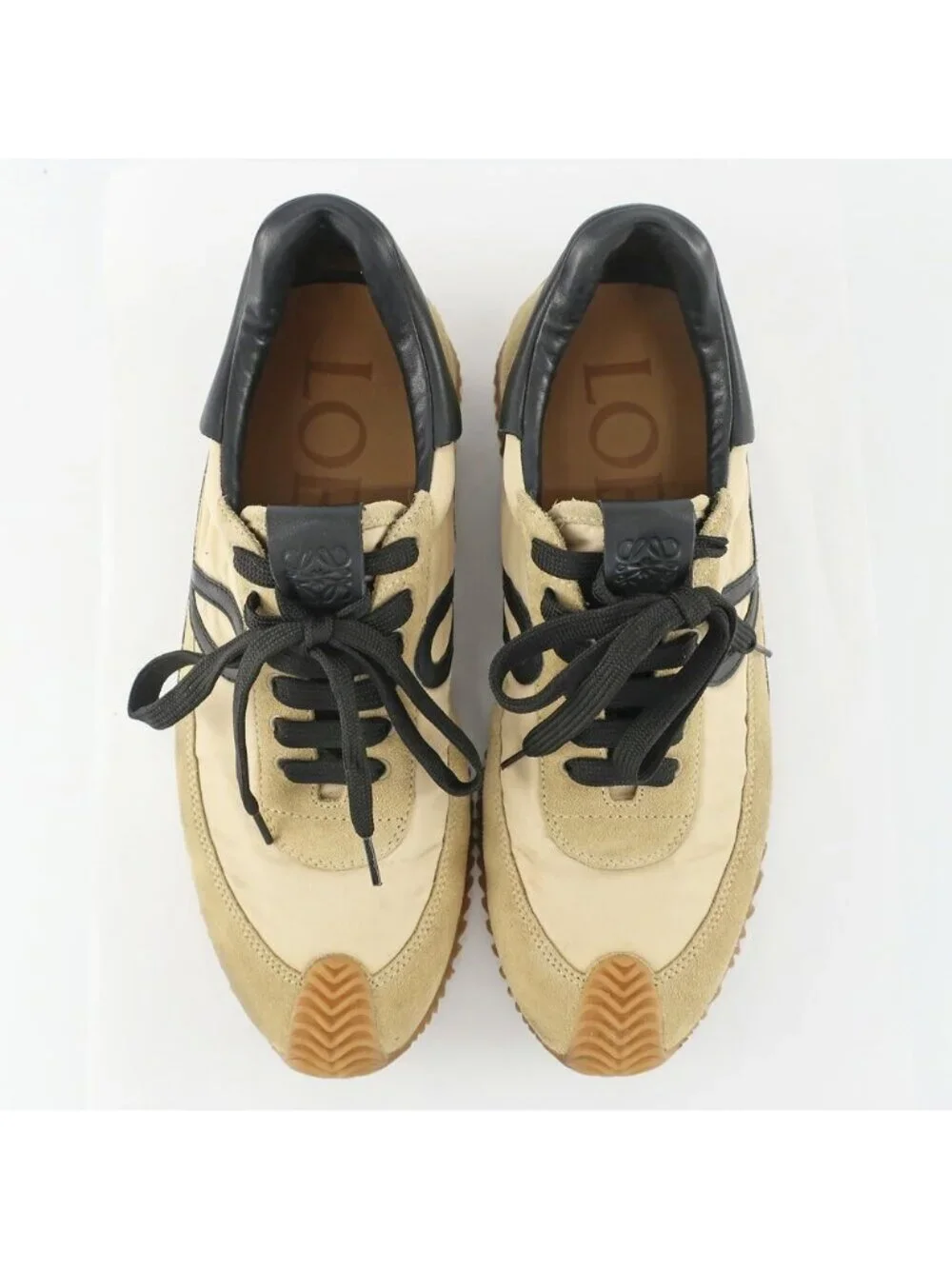 Loewe Ten Flow Runner Estimated Equivalent Black Shoes 40